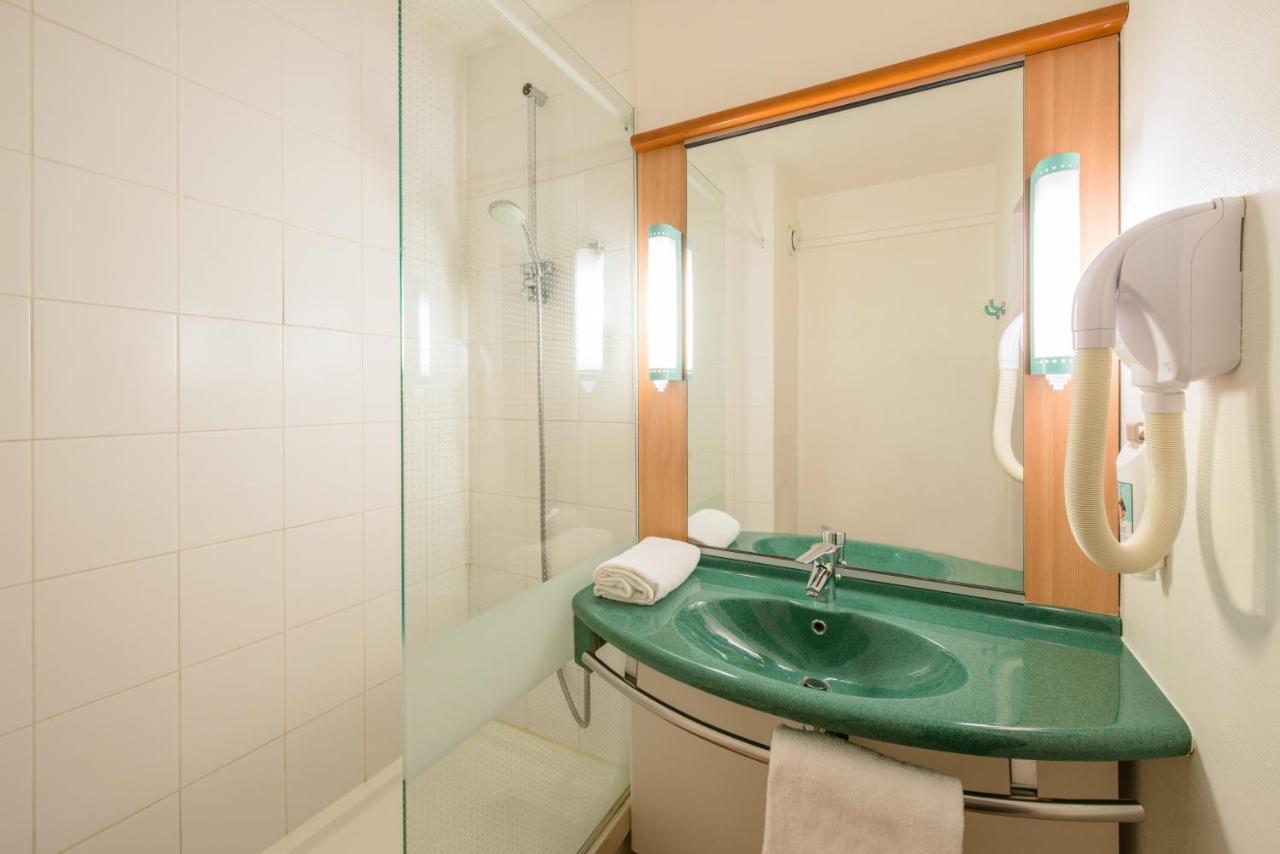 Отель Ibis Saint Rambert D'Albon Экстерьер фото