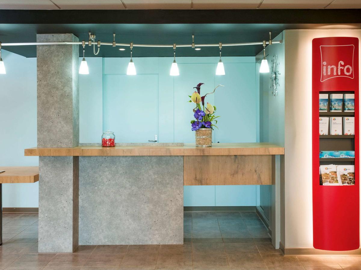 Отель Ibis Saint Rambert D'Albon Экстерьер фото
